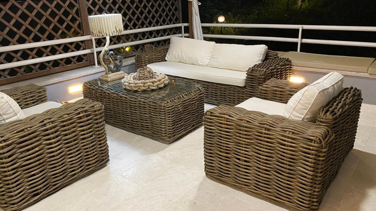 Martin & Nicole'S Home Portisco Exterior photo