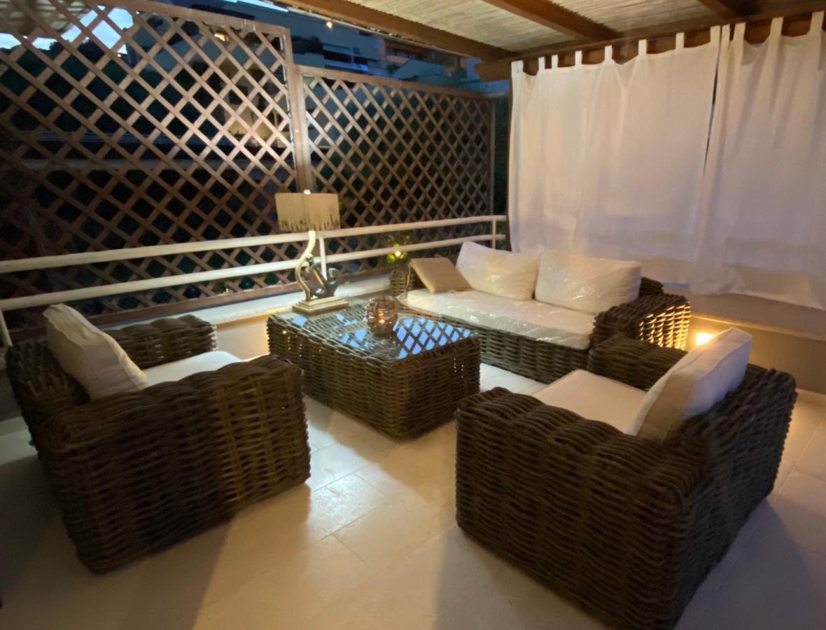 Martin & Nicole'S Home Portisco Exterior photo